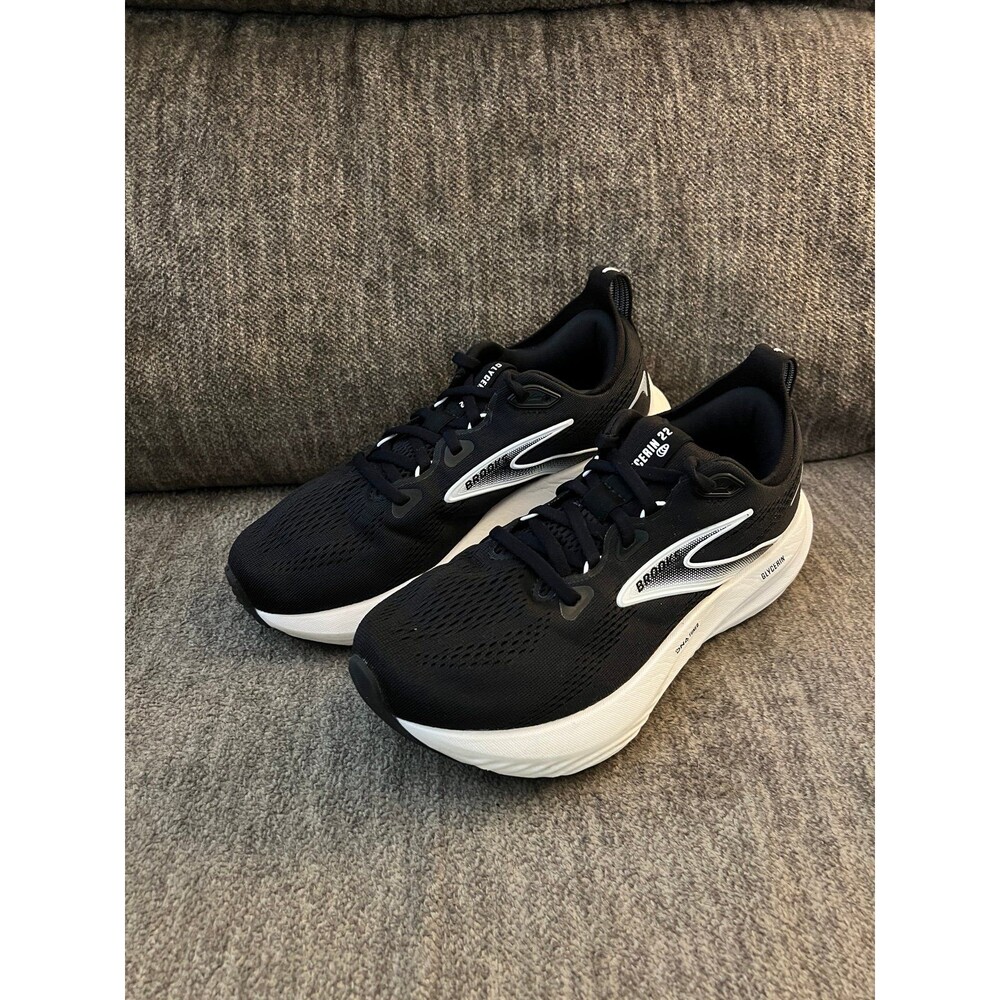Brooks Glycerin 22 Black White Women's Size 7 Wide D Running Shoes EUC